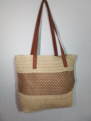Bolso de rafia beige y marrón