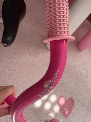 Bicicleta Rosa Chicco sin ruedas + casco