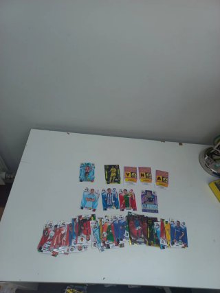 Cromos de fútbol variados