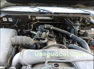 FARO DELANTERO DERECHO MITSUBISHI MONTERO