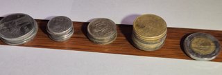 Italia, 178 monete in lire,non testate,da lucidare
