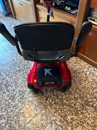 Scooter movilidad reducida azul y roja