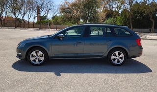SKODA Octavia Combi 1.5 TGI Style CNG DSG