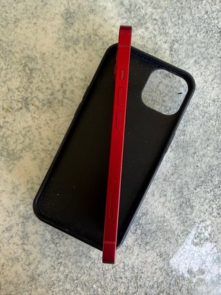 iPhone 13 Rojo 128GB + Funda