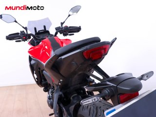 YAMAHA TRACER 7