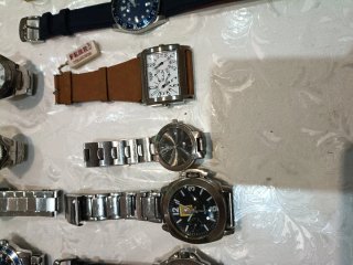 Lotto 30 orologi uomo/donna