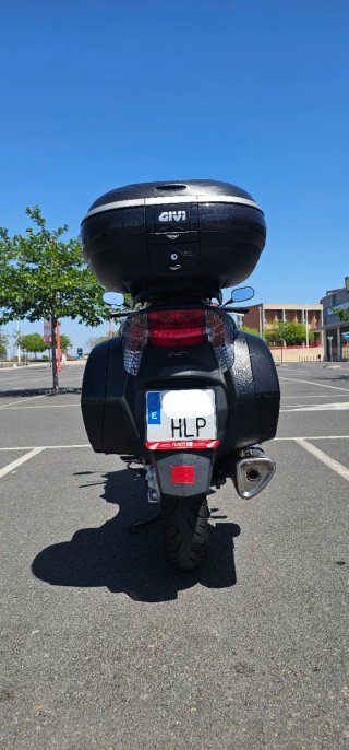 Honda Deauville 700 año 2012, 34.000 km. Impecable