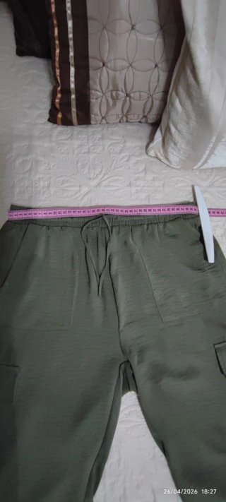 Pantalón cargo Milano verde. Nuevo con etiqueta.