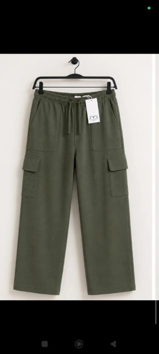 Pantalón cargo Milano verde. Nuevo con etiqueta.