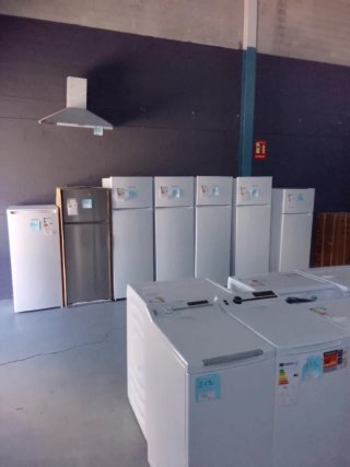 Frigorífico con congelador superior desde