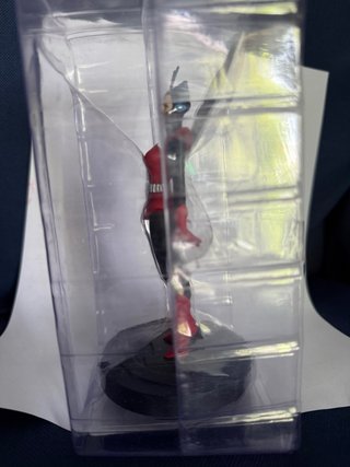 Figurine de Collection Marvel 60'S Wasp Résine 13c