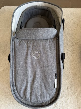 Capazo y saco Bugaboo Bee 5 gris
