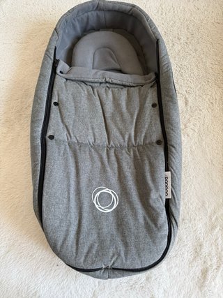 Capazo y saco Bugaboo Bee 5 gris