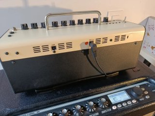 Amplificador Guitarra Yamaha THR10