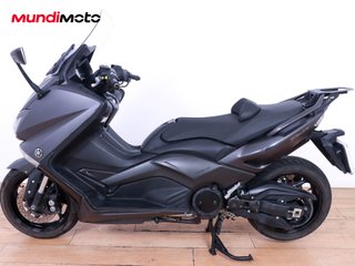 YAMAHA T-MAX 530