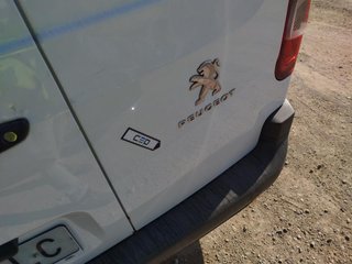 Renting-PEUGEOT PARTNER Premium Standard 600kg