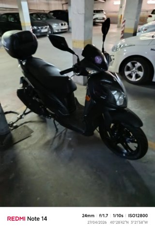 SYM 125cc Simphony Scooter Negra Mate - 4300 km