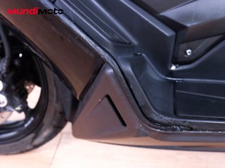 YAMAHA T-MAX 530