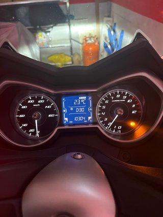 Se escuchan cambios por otra moto