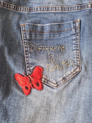 Pantalón corto vaquero Desigual talla 30   40/42