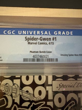 Spider-Gwen #1 (2015) CGC 9.8 White Pages -Phantom