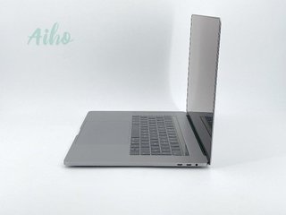 MacBook Pro 15" (2017) Intel Core i7 2.9GHz 4 núcleos - SSD 256GB - RAM 16GB - Gris Espacial