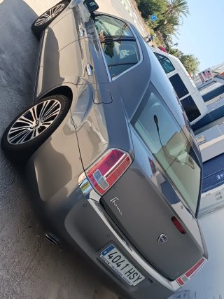 Lancia Thema 2013