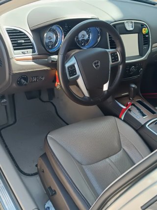 Lancia Thema 2013