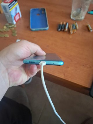 Motorola E20 Blu/Viola