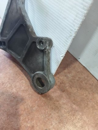 Soporte pinza tras. Honda nsr 125 jc22