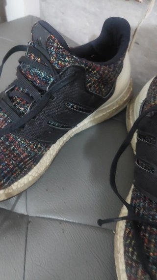 Vendo bellissime Adidas UltraBoost 3.0 TG 43,5