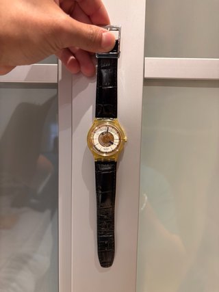Swatch Automático Correa Piel Negra