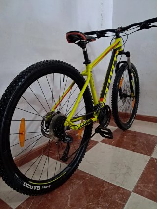 Scott 950 muy ligera 29" como nueva MTB tallaM/L