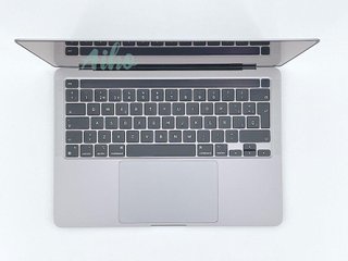 MacBook Pro 13" (2020) Intel Core i5 1.4GHz 4 núcleos - SSD 256GB - RAM 8GB - Gris Espacial