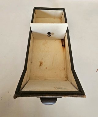 Cajón archivador antiguo.
