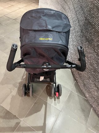 Passeggino leggero grigio