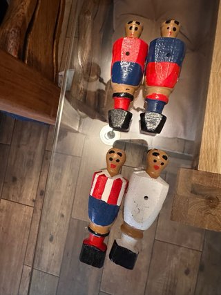 21 Figuras Futbolín + Accesorios