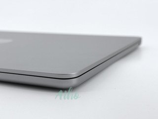 ¡MacBook Air 13" M2 (2022) 8 CPU/8 GPU núcleos - SSD 512Gb - RAM 8Gb - Gris Espacial