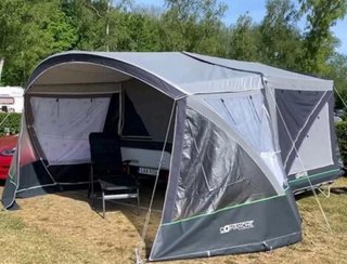 Avance y suelo cubeta Comanche Montana Explorer