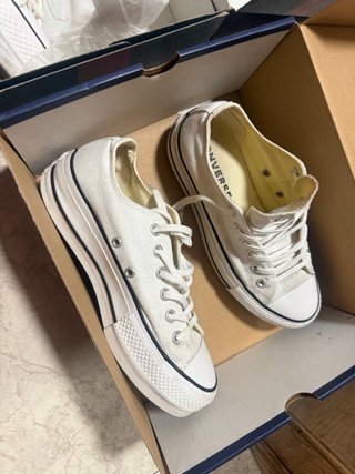 Converse Plataforma Blancas Talla 37 los dos pares