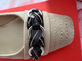 Zapatos Daniela Talla 37 Beige