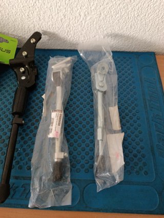 Caballetes URSUS y otros