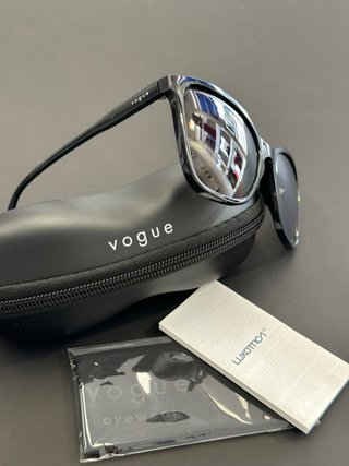 Occhiali da sole Vogue polarizzati neri