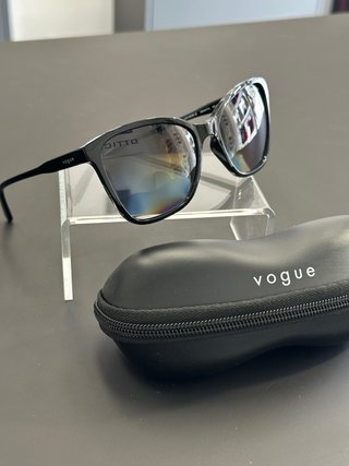 Occhiali da sole Vogue polarizzati neri