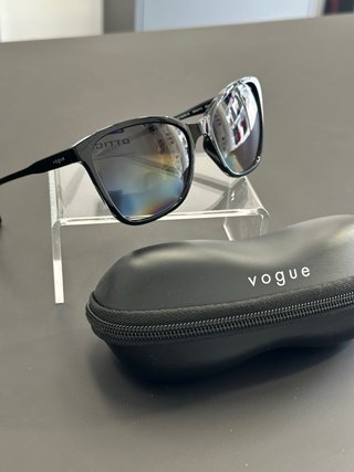 Occhiali da sole Vogue polarizzati neri