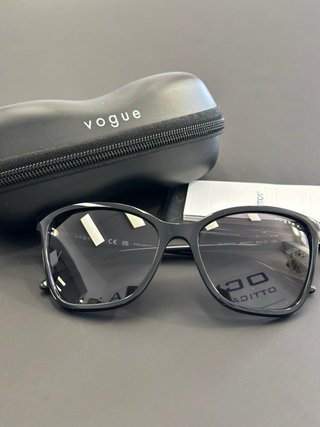 Occhiali da sole Vogue polarizzati neri