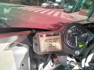 Honda CBR 600F4I con leovince