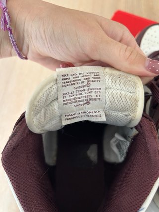 Nike Dunk High Burgundy Crush Talla 40.5