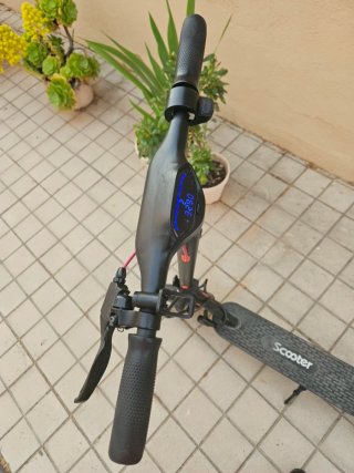 Patinete Eléctrico Negro iScooter