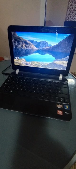 Mini portátil HP AMD Radeon 4GB RAM